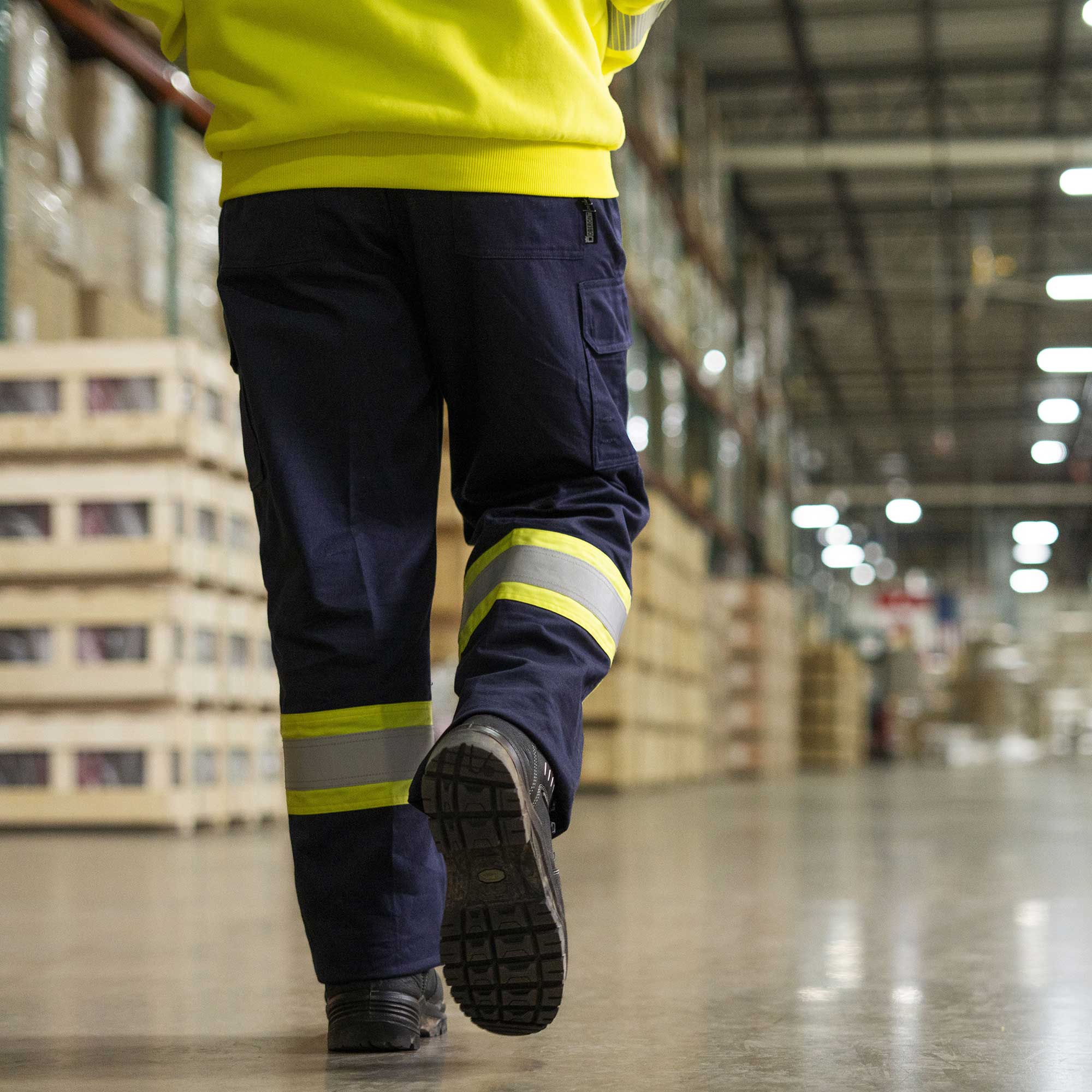 FR/Arc-Rated Hi-Vis/Navy Blue Cargo Pants LifestyleImage