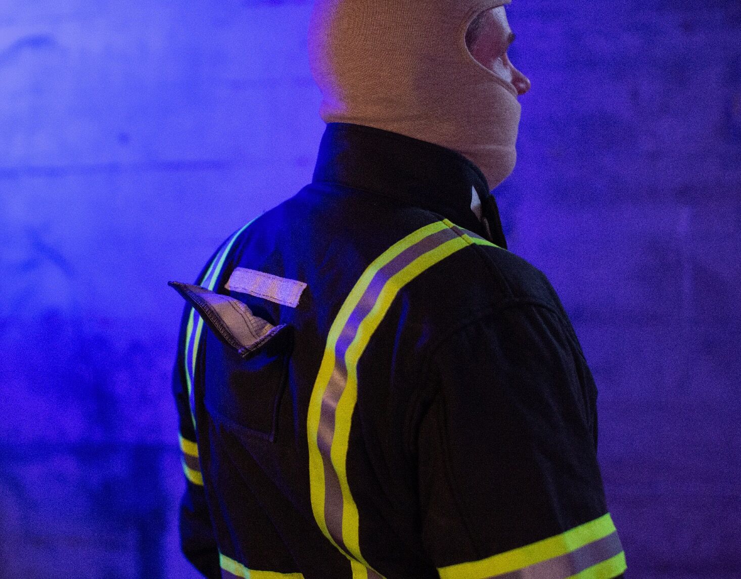 GES8 Gas Extraction Suit Sets w/ Escape Strap LifestyleImage