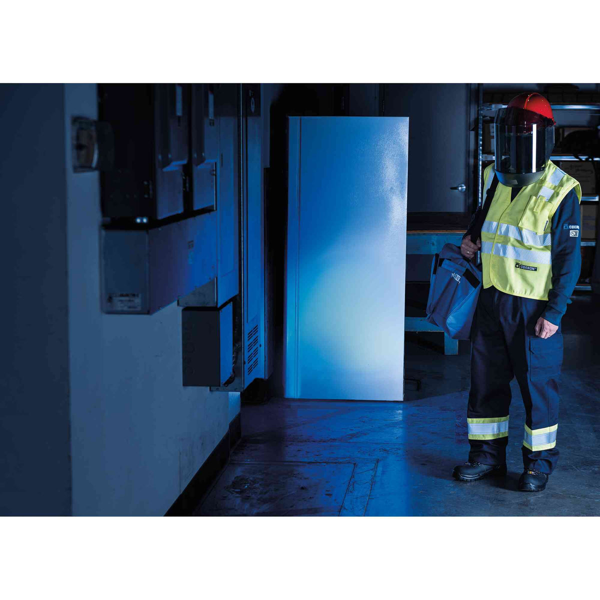 Hi-Vis FR/Arc-Rated Safety Vests LifestyleImage
