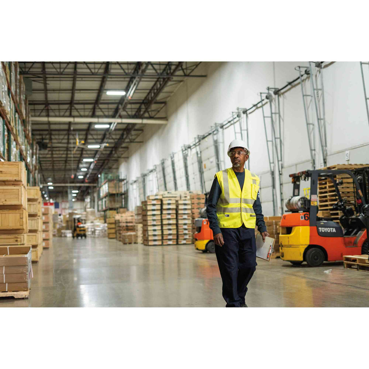 Hi-Vis FR/Arc-Rated Safety Vests LifestyleImage